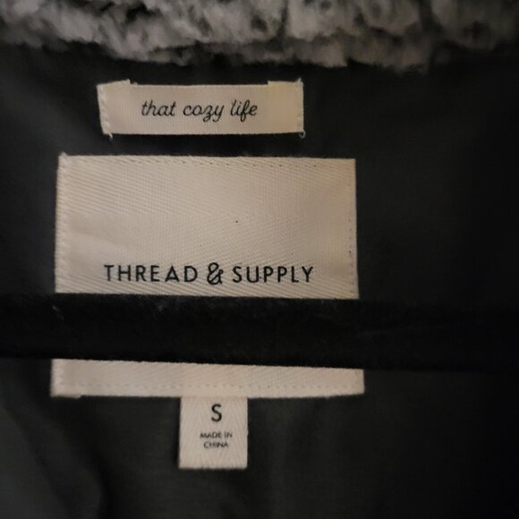 Winter Fleece Quarter-Zip Sweater New Thread & Supply Small - Picture 3 of 3